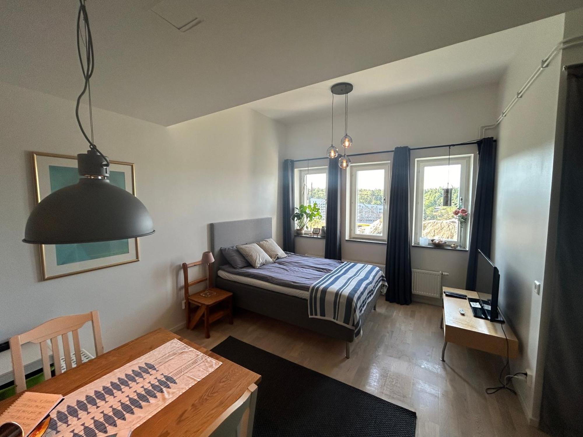 Newly Built Bright Apartment, Close To Everything If You Want To Visit Stockholm, You Will Find The Perfect Accommodation Here! Ferry Line 80 Makes It Very Convenient And Easy To Get To The City Center 纳卡 外观 照片
